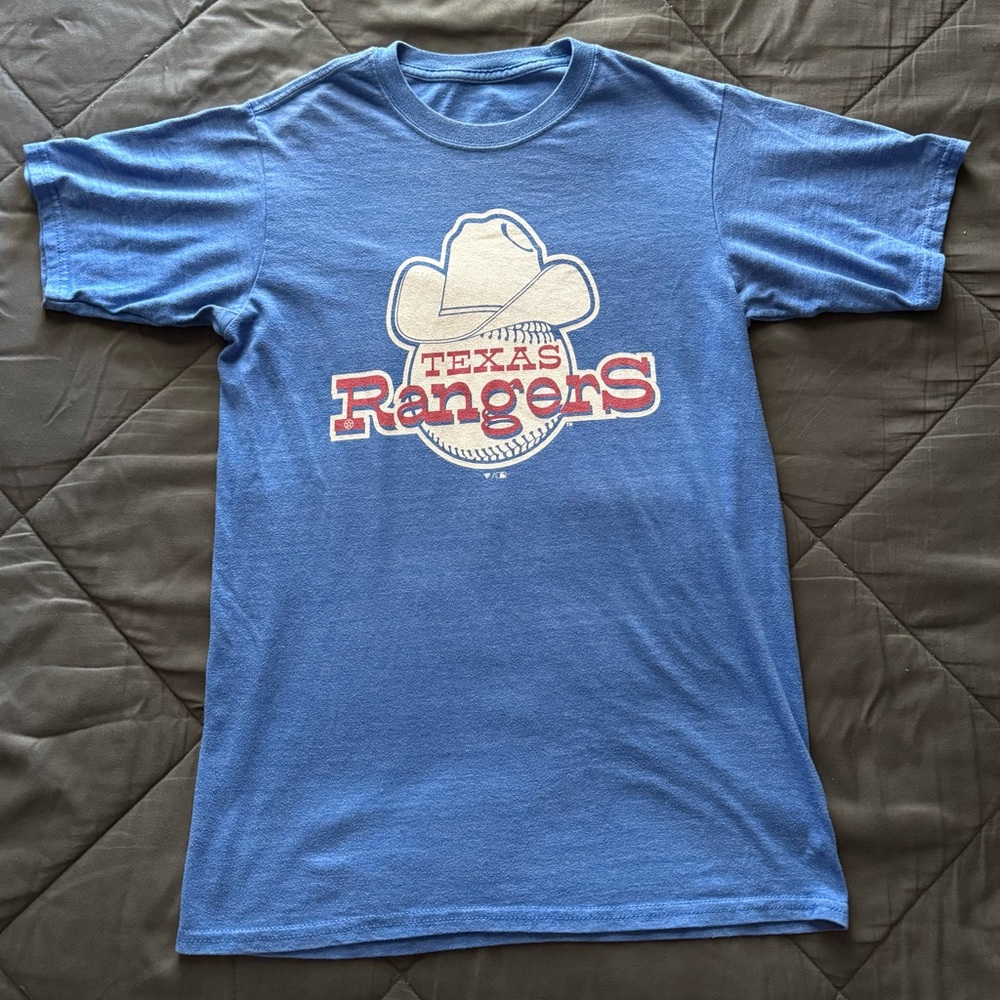Texas Rangers Fanatics Blue Shirt Size Small